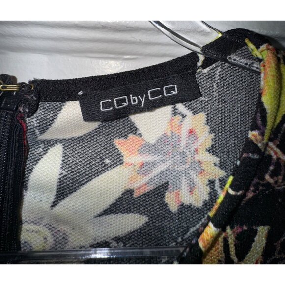 Floral Print Top By CQ By CQ -Large Polyester & Spandex Multi-Color Short Sleeve - Picture 4 of 9